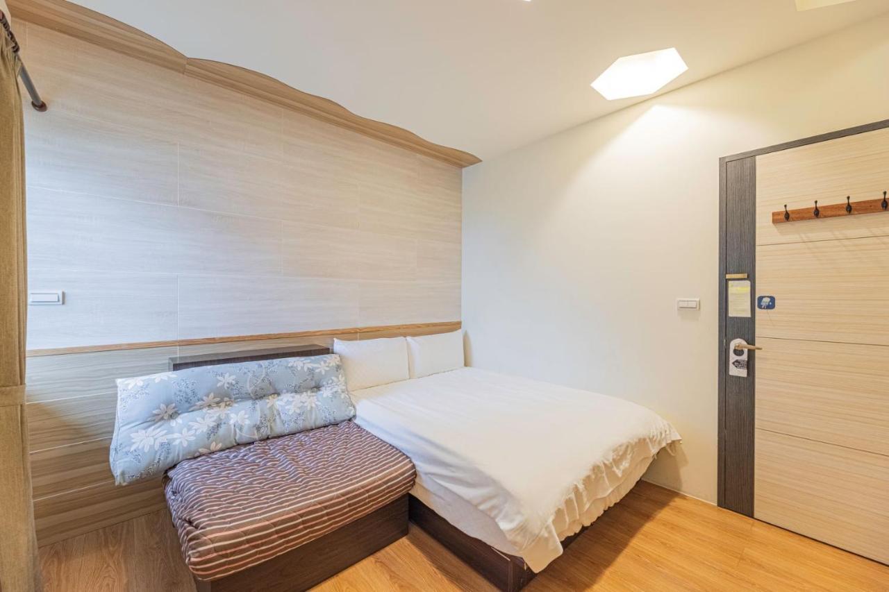 Happiness Yes Inn Luodong Bagian luar foto