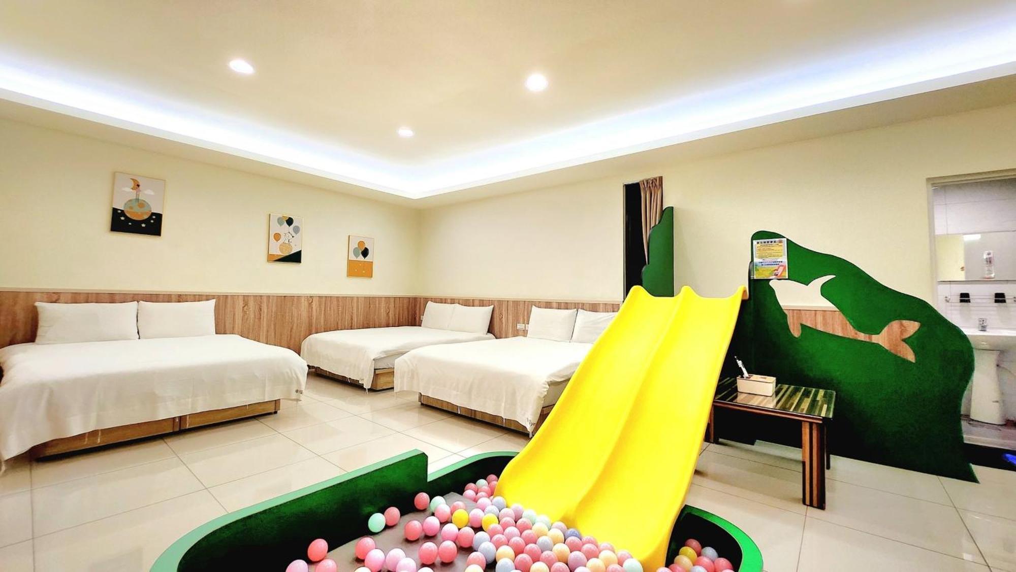 Happiness Yes Inn Luodong Bagian luar foto